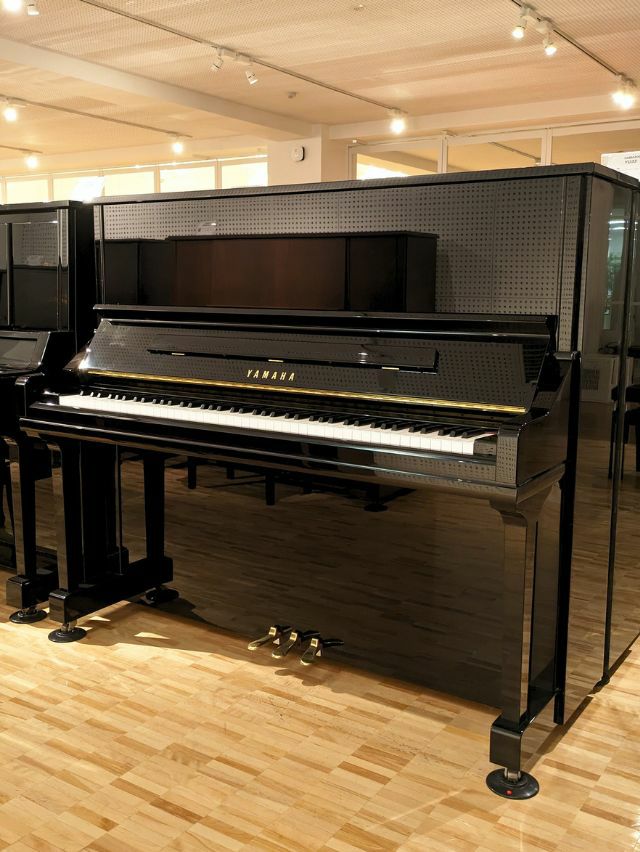 中古アップライトピアノ YAMAHA（ヤマハ）YM10 お子様や初級者にお勧め 