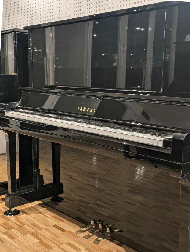YAMAHA（ヤマハ） UX30Bl 中古ピアノ 人気のXシリーズ♪ヤマハ上位 