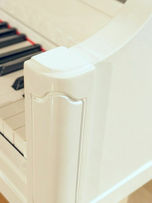 7月末迄！FAICONE アップライトピアノ アイボリー 7月末迄！FAICONE アップライトピアノ アイボリー 7月末迄