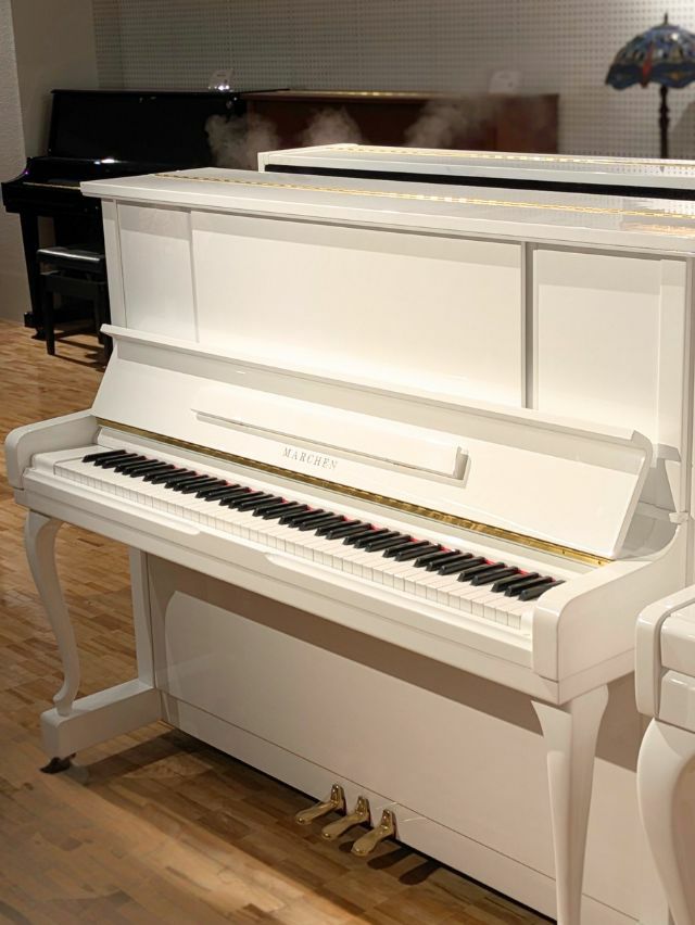 YAMAHA U1H ホワイト 白 ピンク 中古ピアノ アップライトピアノ（世界 
