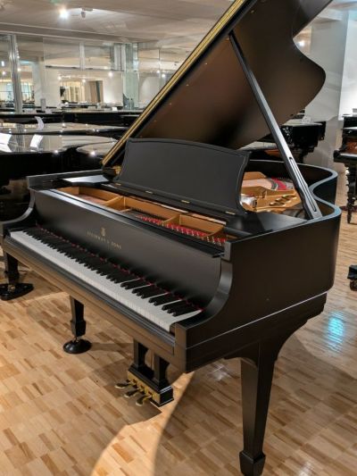 STEINWAY＆SONS（スタインウェイ＆サンズ） M170 中古スタインウェイ