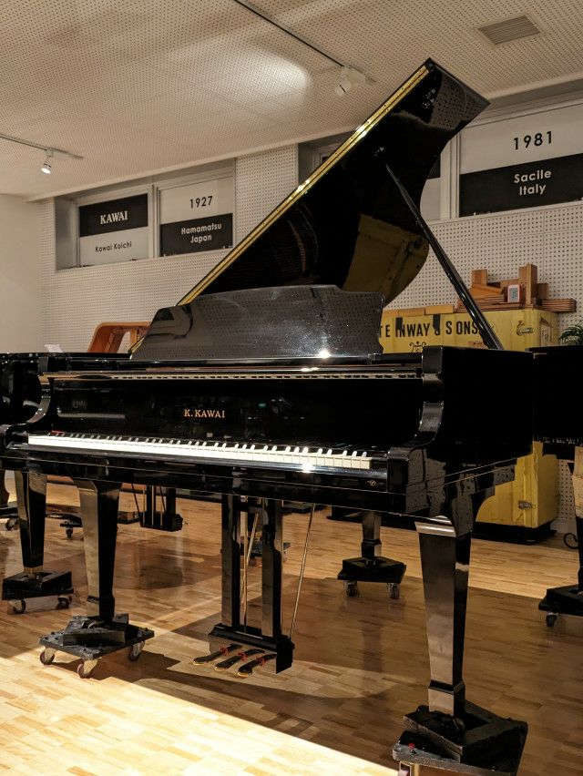 中古グランドピアノ　KAWAI（カワイ）CA40A　本体