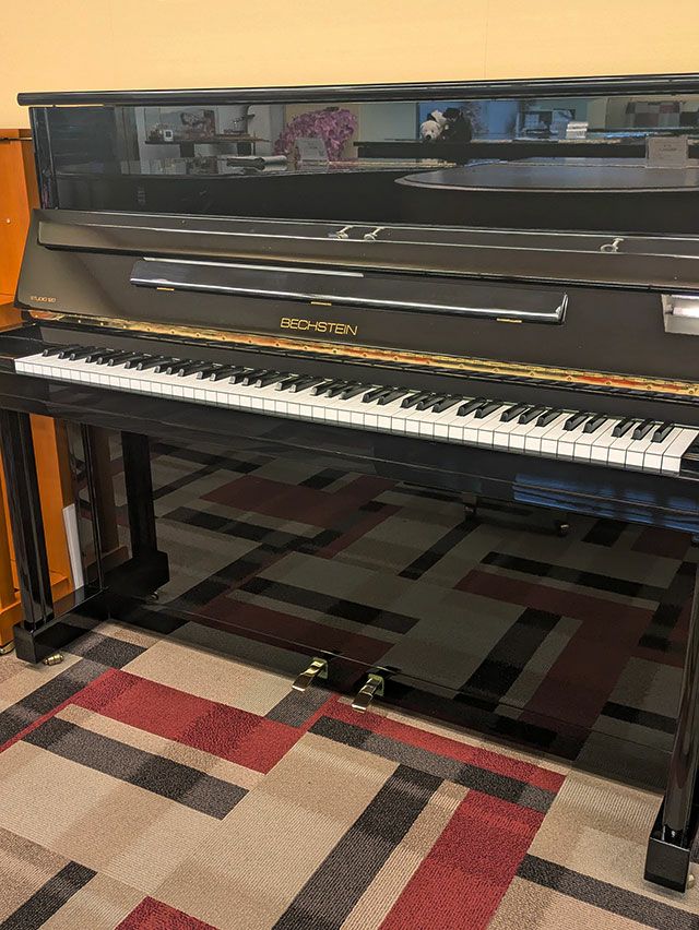 中古ピアノ　BECHSTEIN(ベヒシュタイン）studio120