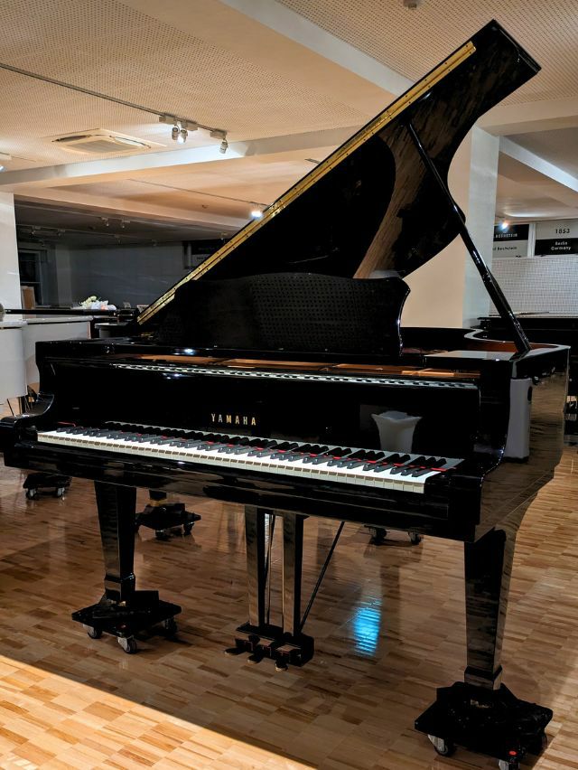 ヤマハ　グランドピアノ　C7 2本ペダル　1971年製 Yamaha C7 Grand Piano 1972 Hamamatsu Japan Excellent 2 Owner
