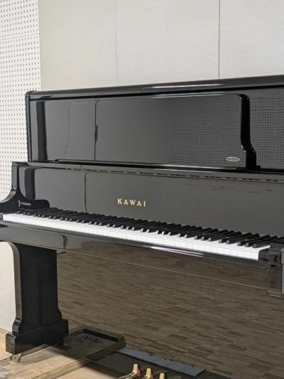 KAWAI（カワイ） K７０ 中古ピアノ グランドピアノスタイルのアップライトピアノ