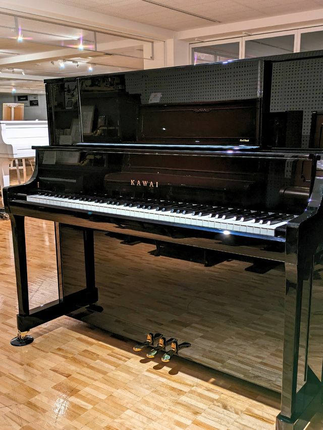KAWAI(カワイ) K700 中古ピアノ カワイ「Kシリーズ」の