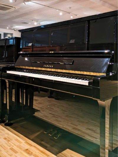 YAMAHA(ヤマハ) UX3 中古ピアノ　人気のXシリーズ♪ヤマハの大型中級モデル