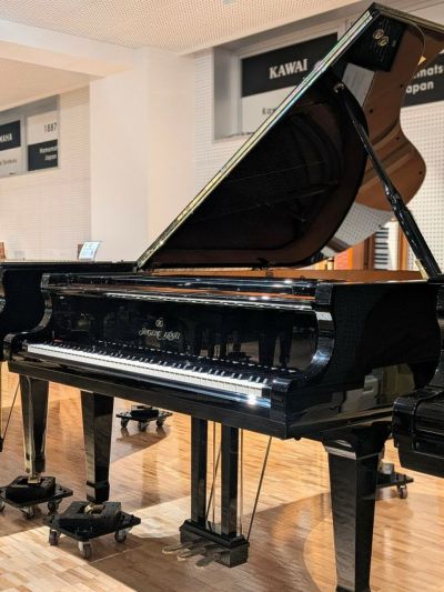 KAWAI(カワイ) SK3LN 中古グランドピアノ カワイ最高峰のグランドピアノ「Shigeru Kawai」の現行モデル
