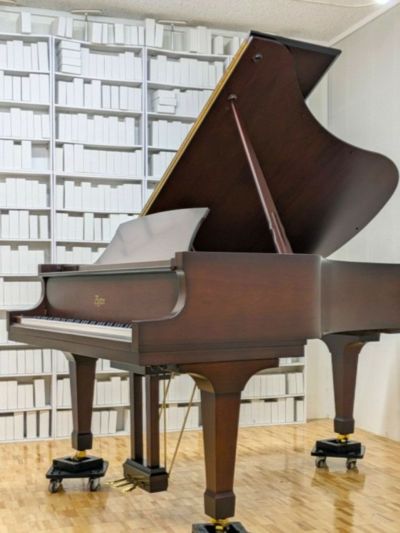 YAMAHA グランドピアノ G5D 【92万番台】 YAMAHA グランドピアノ G5D 【92万番台】 - メルカリ