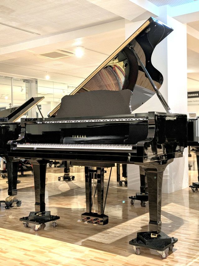 ヤマハ　グランドピアノ　G5E YAMAHA(ヤマハ) G5E 中古グランドピアノ 弾き手の心を歌いあげる