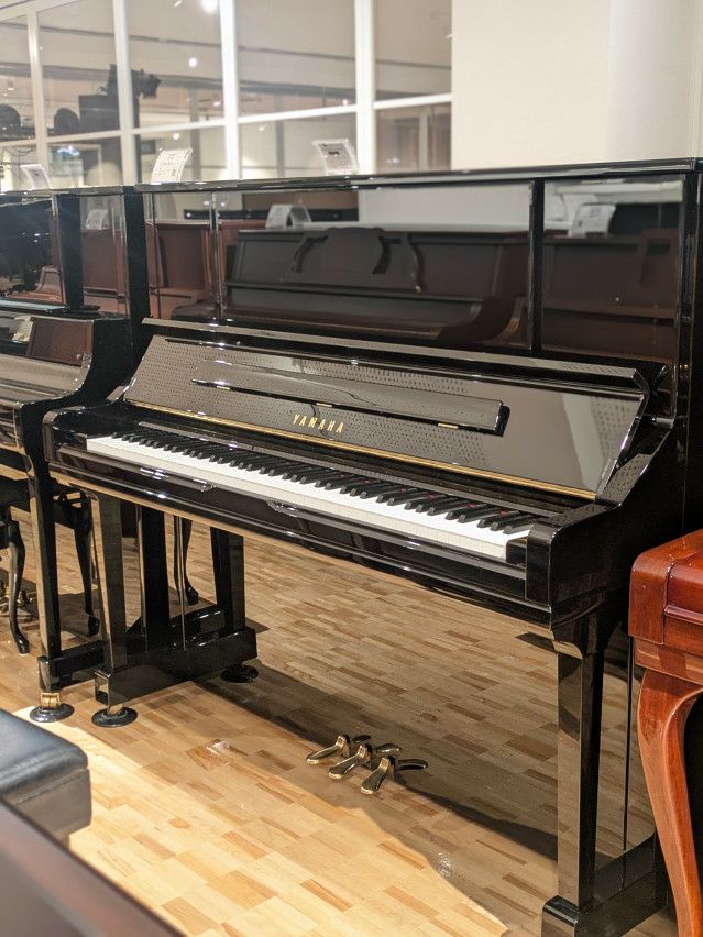 YU30,YU33 ピアノ鍵盤 訳あり YAMAHA(ヤマハ) YU30 中古ピアノ コスト