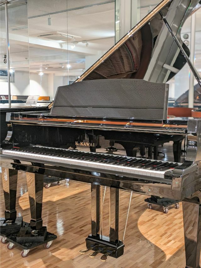 KAWAI(カワイ) R1 中古グランドピアノ SKシリーズと同様に原器工程で