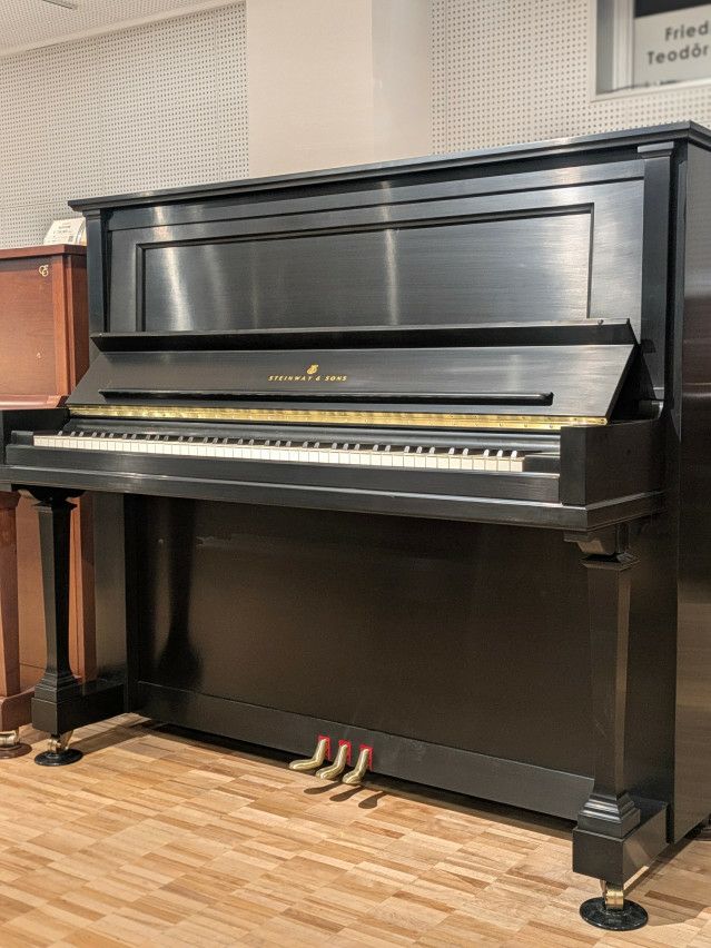 演奏動画掲載しました！ STEINWAY&SONS(スタインウェイ&サンズ) K52