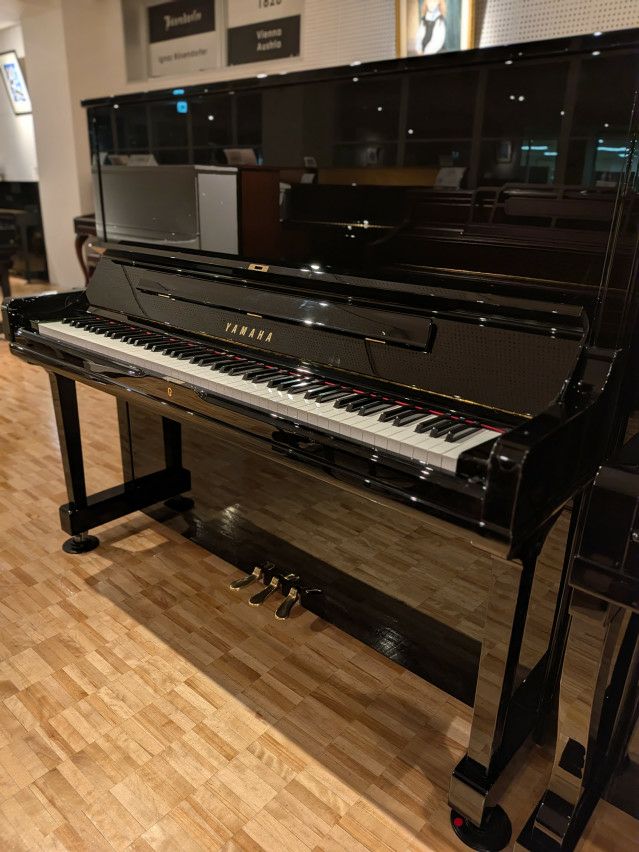 YAMAHA(ヤマハ) YU50MhC ヤマハ木目・猫脚最上級モデル | 中古ピアノ